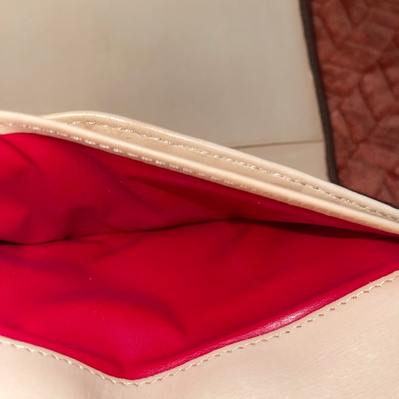 Dooney and Bourke Dillen collection continental wallet - Picture 7 of 11